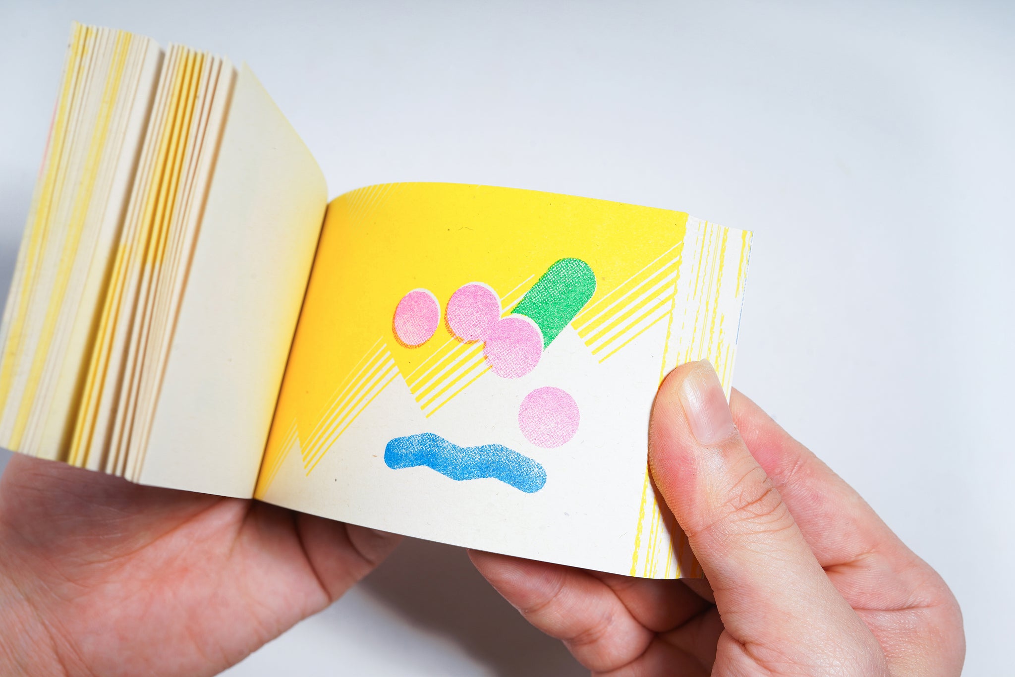 0, 1, 2, 3, 4, 5, 6, 7, 8, 9 Flip Book from The 1984, published by Binatang Press!