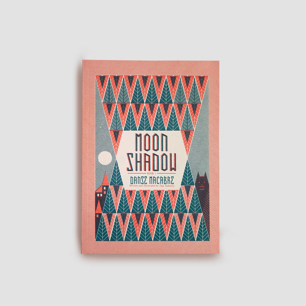 Moon Shadow Book 1 : Danse Macabre by Taja Sukarya